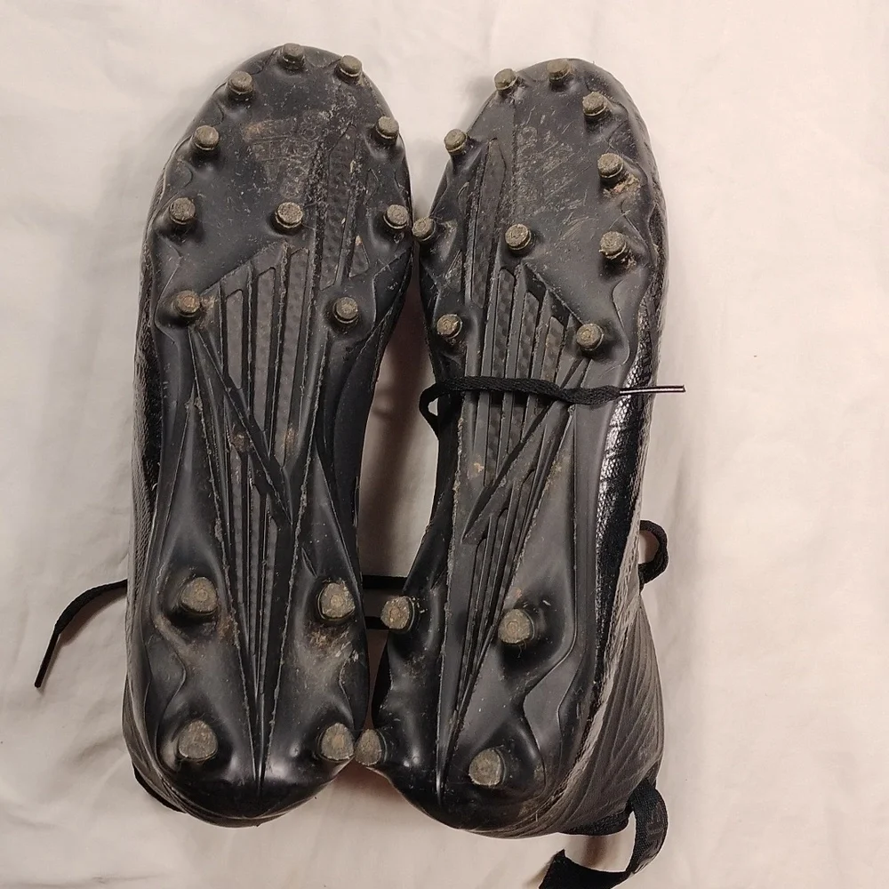 Adidas mens cleats size 13
